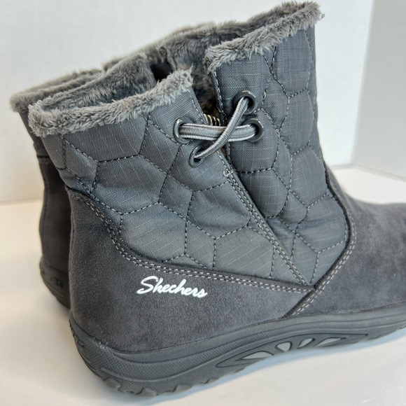 Skechers Womens Relaxed Fit Reggae Fest-X Dames Sz 7 Pull-On Comfort Grey Clean! - Picture 7 of 13